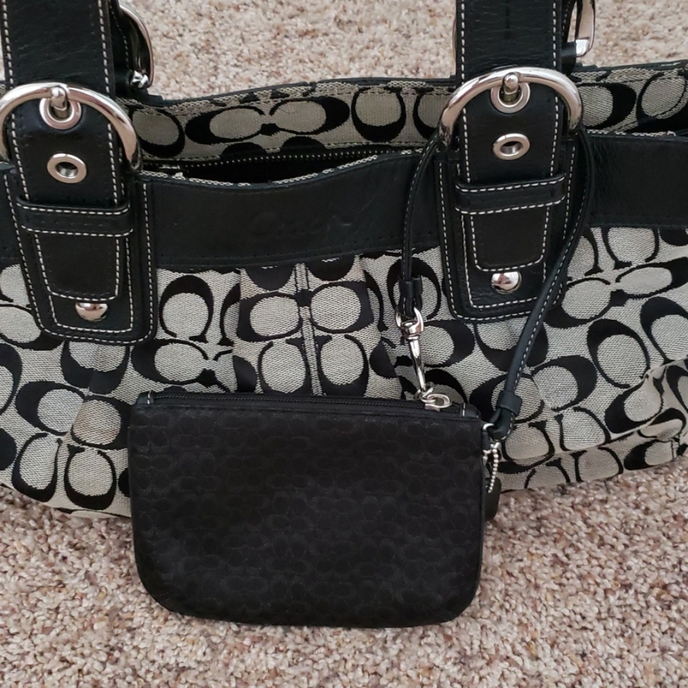 Coach purse
